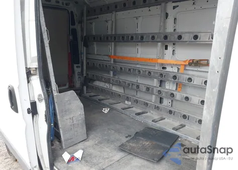 2015 Ram Promaster 3500 High Roof z USA, uszkodzony, nr VIN 3C6URVJD2FE500383